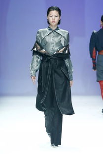 第24屆中國時裝設(shè)計新人獎揭曉 新銳設(shè)計師李夢瑤成最大黑馬